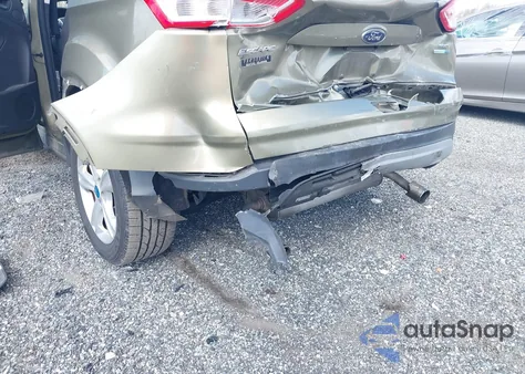 2013 Ford Escape Se z USA, uszkodzony, nr VIN 1FMCU9GXXDUC09846